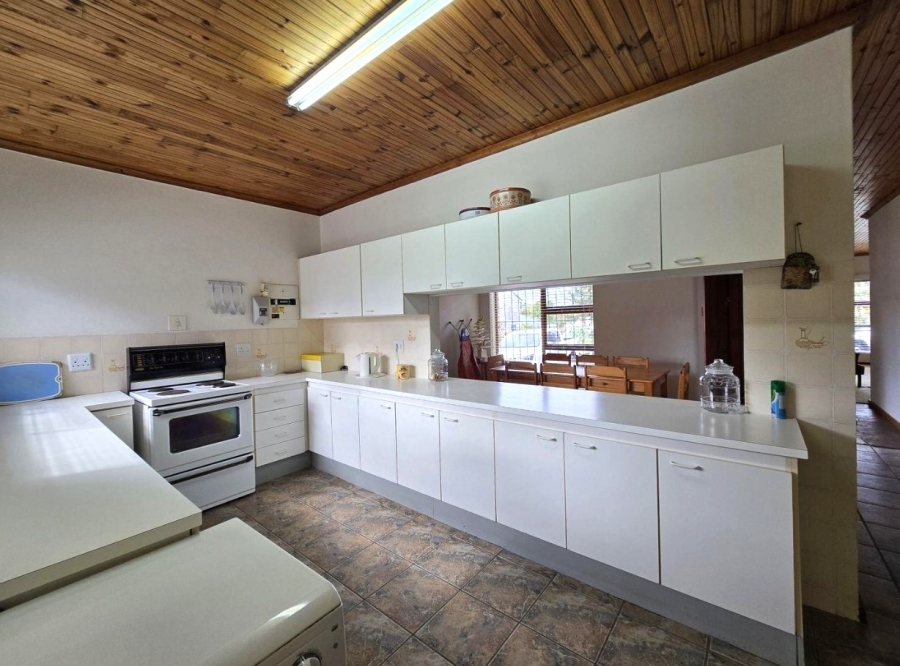 4 Bedroom Property for Sale in Noorsekloof Eastern Cape